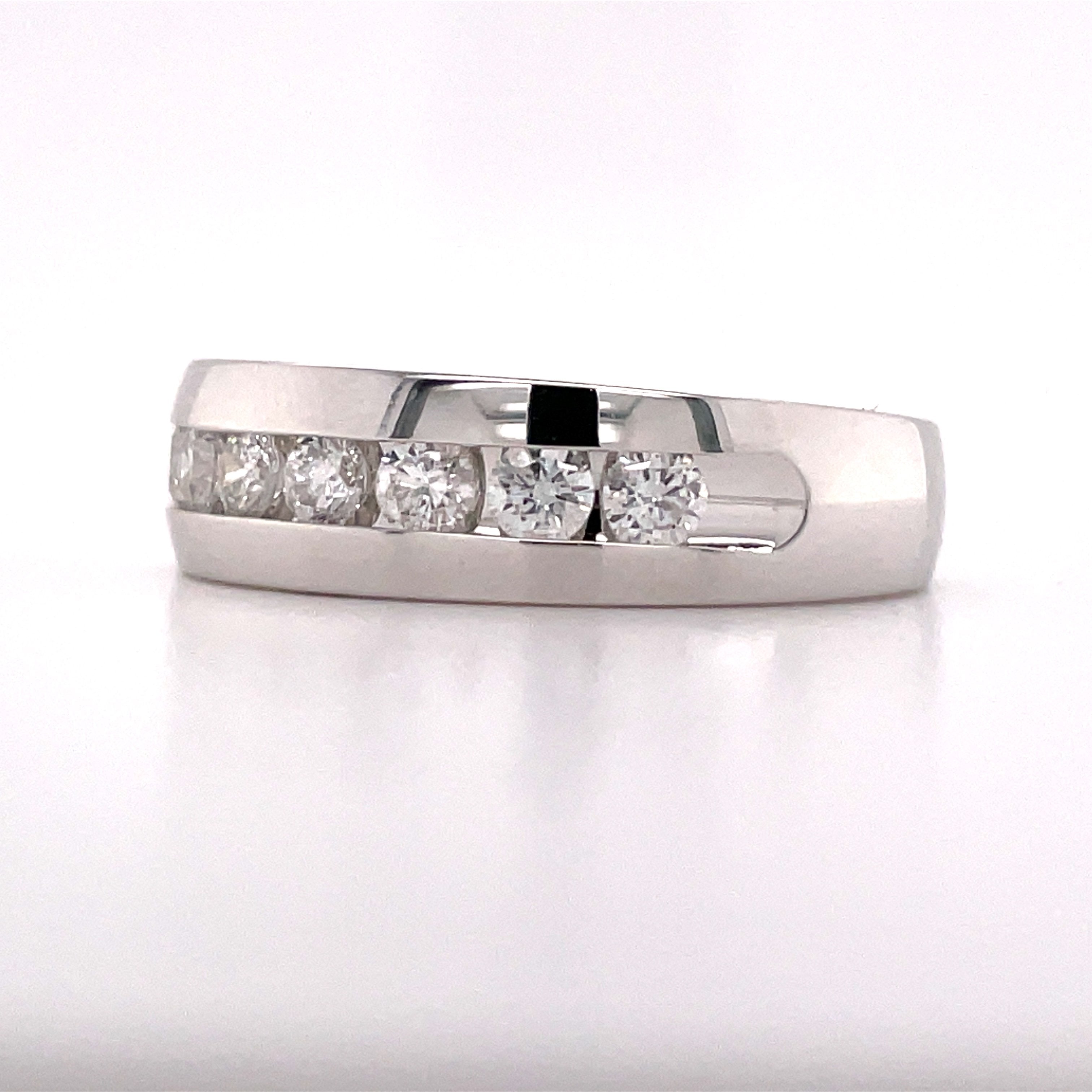 0.96 CT. Diamond Ring in 10K Gold - White Carat - USA & Canada